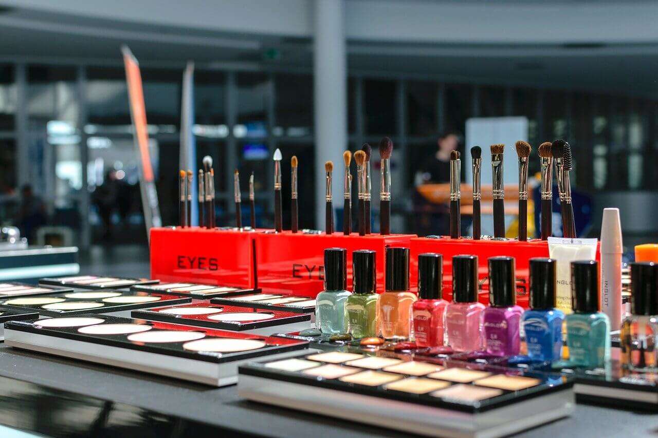 creer sa marque de cosmetique