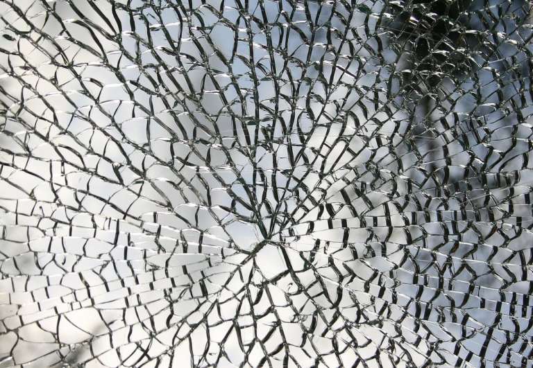 vitrine-cassee