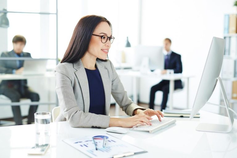 Quand-et-pourquoi-externaliser-une-fonction-en-entreprise-67bc8832dce68